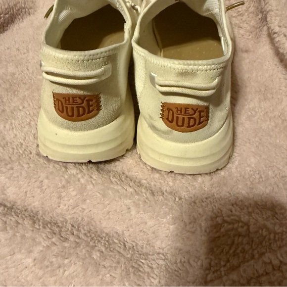 White Hey Dudes - Picture 3 of 7